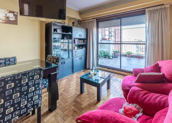 Departamento En  Venta De 3 Ambientes - Flores