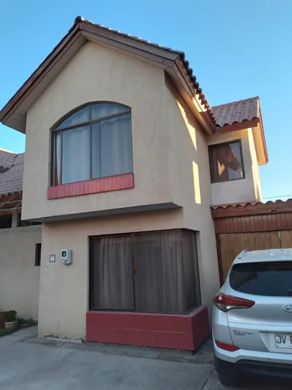 Cond. Jardines Del Llano, Casa 3d. 2b. 2e. 