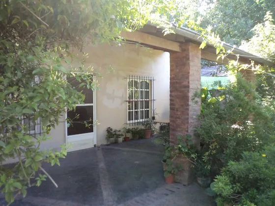 Casa En Venta A 2 Cuadras De Ruta 25 Y 4 Cuadras De Panamericana.