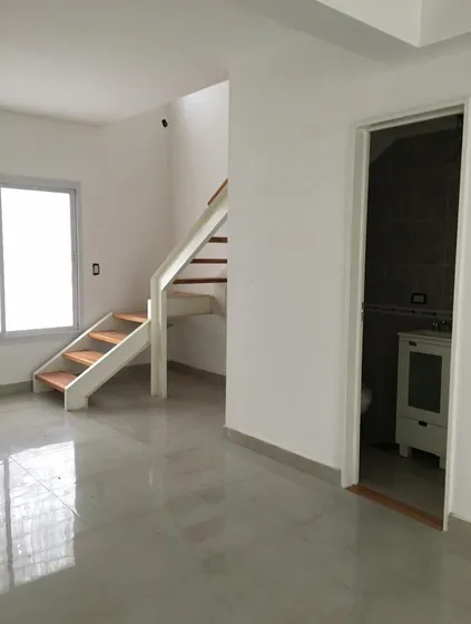 Departamento En Venta - 2 Dormitorios 2 Baños - 66mts2 - Banfield