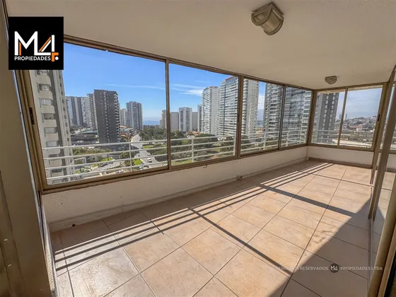 Departamento En Venta De 2 Dormitorios, 2 Baños En Concón