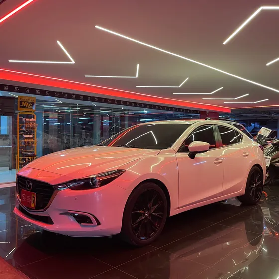 Mazda 3 2.0 Grand Touring At