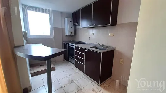 Departamento En Venta }2 Ambientes Con Cochera