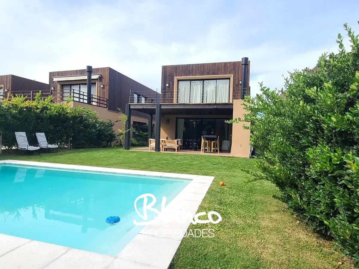Casa  En Alq. Temporario En Estancias Del Rio, Estancias Del Pilar, Pilar