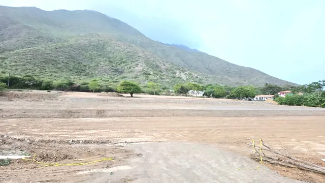 Terreno En Venta Av. Luisa C. De Arismendi