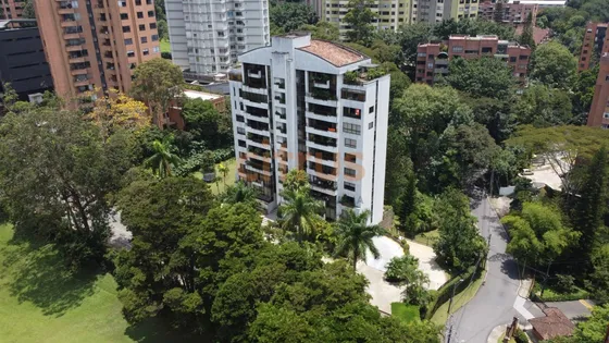 Apartamento En Venta Loma Del Campestre 643-6522789