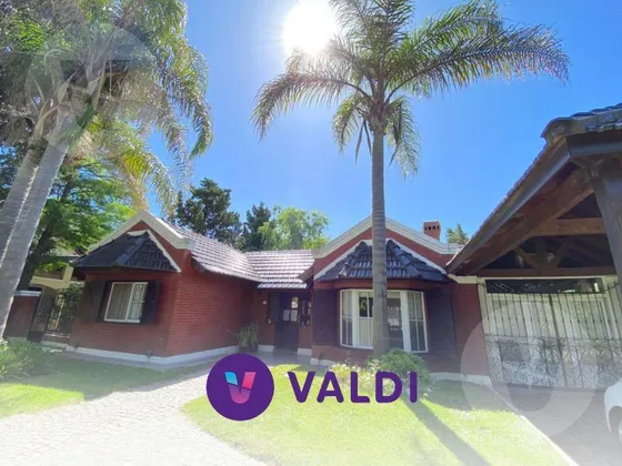 Casa En Venta - Barrio Echeverría Del Lago, Canning