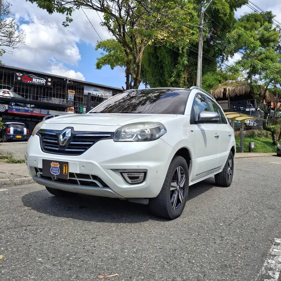Renault Koleos 2.5 Dynamique Bose