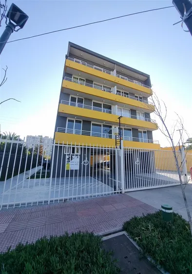 Departamento En Arriendo De 2 Dorm. En La Cisterna