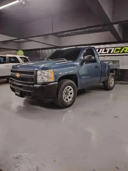 Chevrolet Silverado Ls