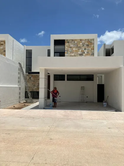 Casa En Preventa En Merida, Yucatan, Privada Al Norte De La Ciudad