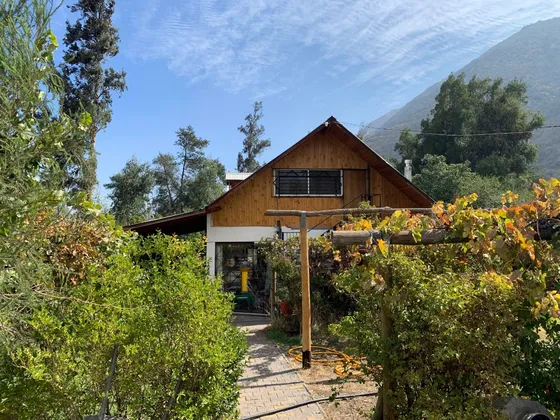 Terreno, 2 Casas En El Manzano, 6.220 M² Y Derechos De Agua