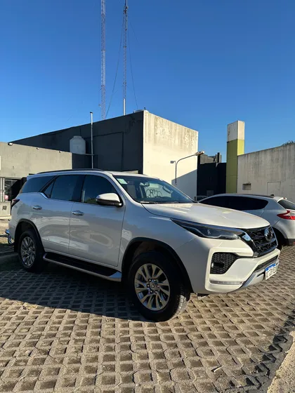 Toyota Sw4 2.8 Srx 204cv 4x4 7as At