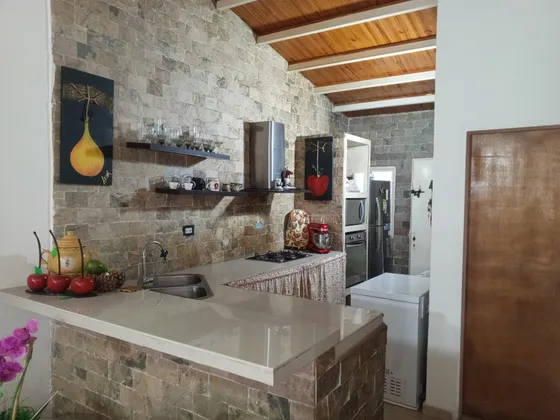Casa En Venta, Urb. Brisas Del Lago, Ciudad Alianza . Mv