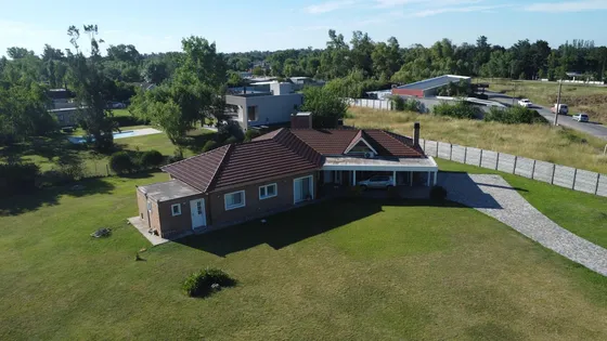Casa Quinta En Venta 5 Ambientes Apta Credito Gral. Rodriguez