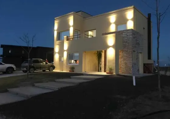 Casa  En Venta En Puertos, Escobar, G.b.a. Zona Norte