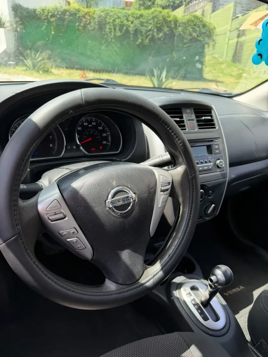 Nissan Versa 2017 1.6 Drive At
