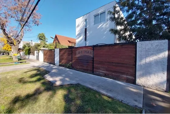 Townhouse En Venta 3d+3b+estar+bod, Ñuñoa