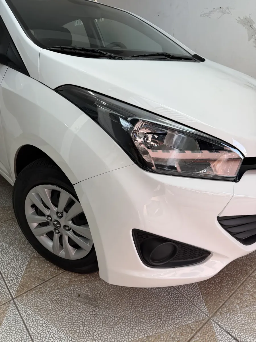 Hyundai Hb20 2015 1.6 Comfort Plus Flex 5p — foto 2