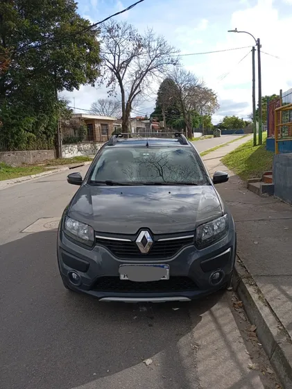 Renault Sandero Stepway 1.6 Privilege 105cv