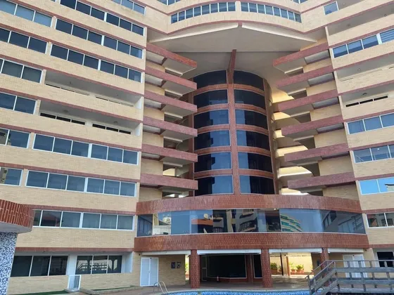 Alquiler Fijo Moderno Apartamento, Balcon. Costa Azul