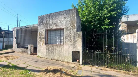 Venta Casa / Terreno / Lote Morón Sur
