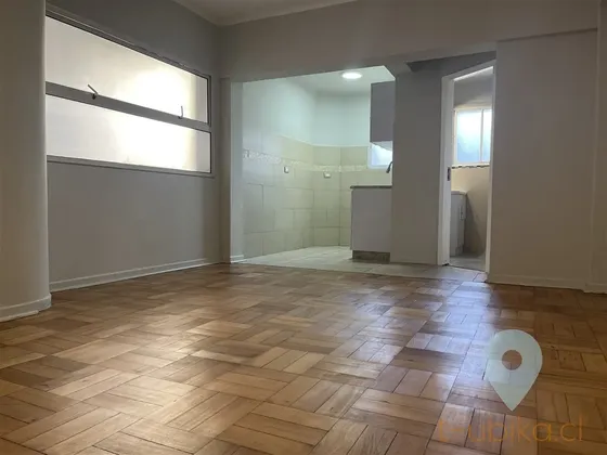 Venta Depto. Remodelado 2d/1b, 1er Piso, Metro Irarrázaval