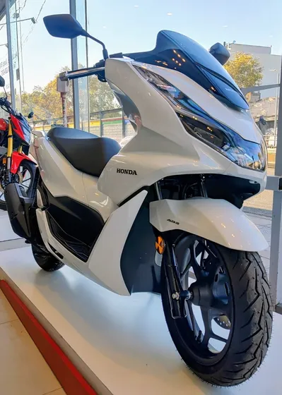 Honda Pcx160 Scooter Genamax 12c.de$1.020.341