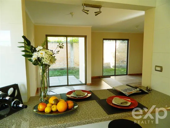 Casa En Venta De 3 Dorm. En Chillán