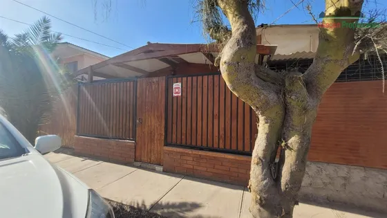 Casa En Venta De 3 Dorm. En Copiapó