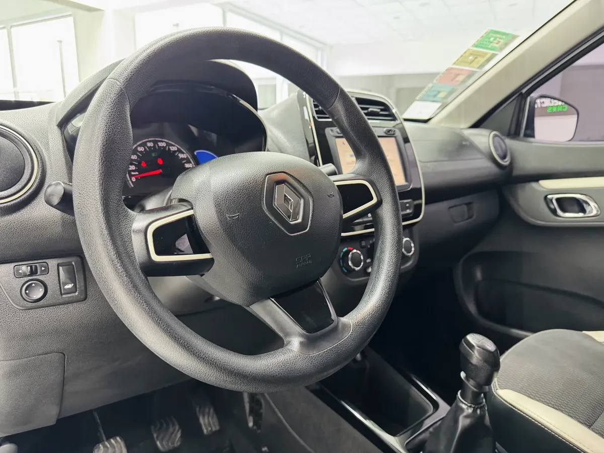 Renault Kwid 1.0 Sce 66cv Iconic557436268415569929