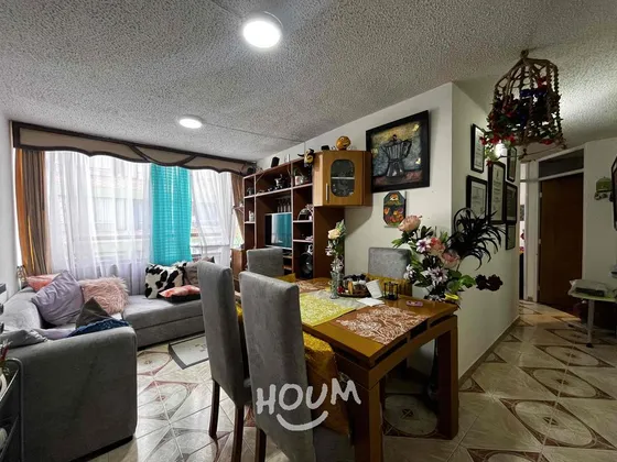 Apartamento En Calvo Sur. 3 Habitaciones, 51 M², Id: 140139