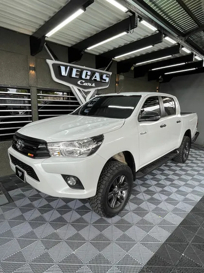 Toyota Hilux 4x4