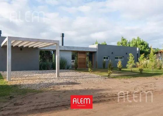 Casa En Venta En La Herradura | Pinamar