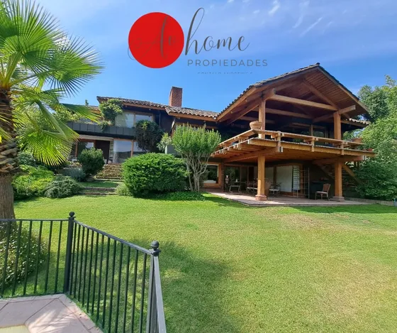 Preciosa Casa En Las Lomas De La Dehesa
