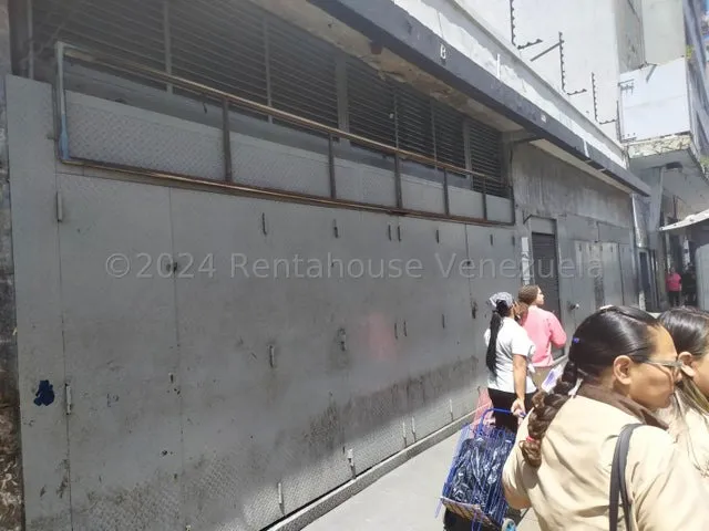 Jg Cod Flex 25-3171 Se Alquila Estupendo, Espacioso Y Centrico Local A Pie De Calle Av. Lecuna Negociable