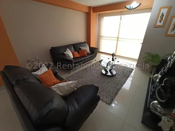 Venta Apartamento La Victoria Urb. Guaracarima. Ljsa 25-16213