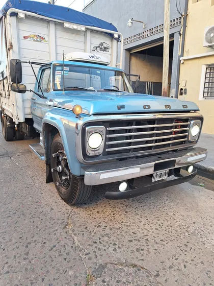 Ford F7000  1980.original