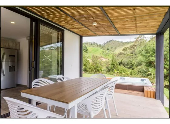 Bajo De Precio - Venta De Casa Campestre En El Retiro 5.000 Mts²