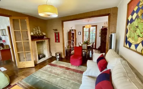 Casa En Venta De 5 Dorm. En Las Condes