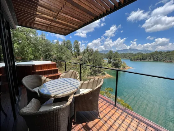 En Venta - Espectacular Cabaña Con Jacuzzi En Luxé - Guatapé