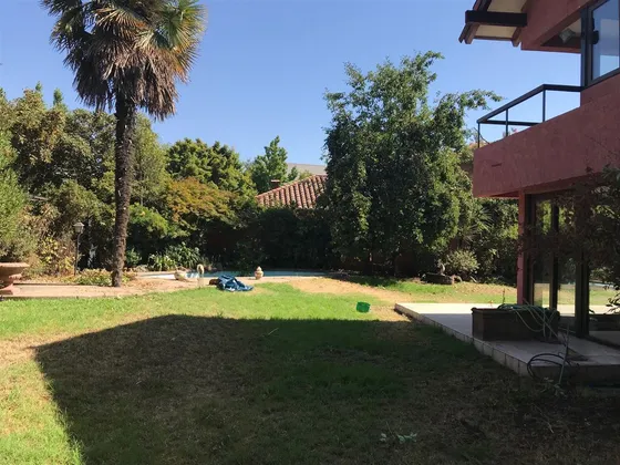 Casa En Arriendo En Lo Barnechea