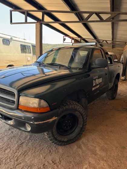Dodge Dakota 2.5