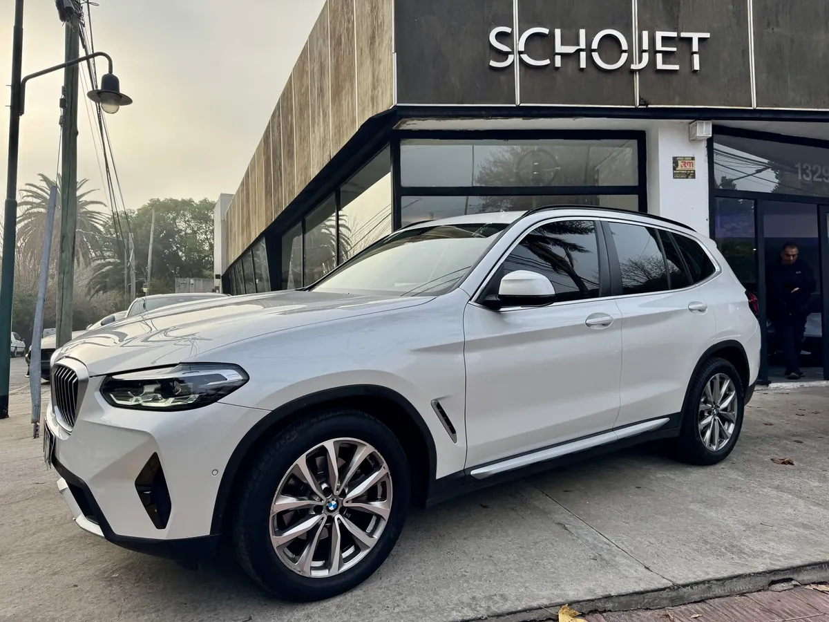 BMW X3 xDrive30i