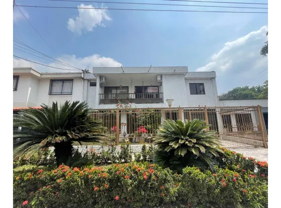 Vendo Casa En El Barrio La Flora 