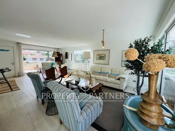 Penthouse Barrio Golf Vista Despejada
