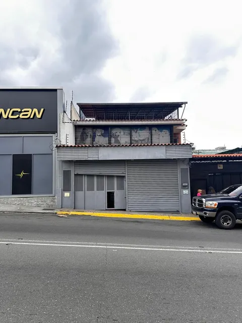 Av. Principal De Maripérez Local Comercial A Pie De Calle En Alquiler
