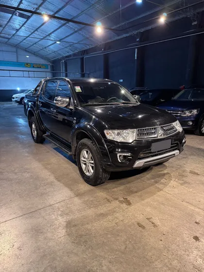 Mitsubishi L200 Triton Hpe 3.2 Cr Cabina Doble