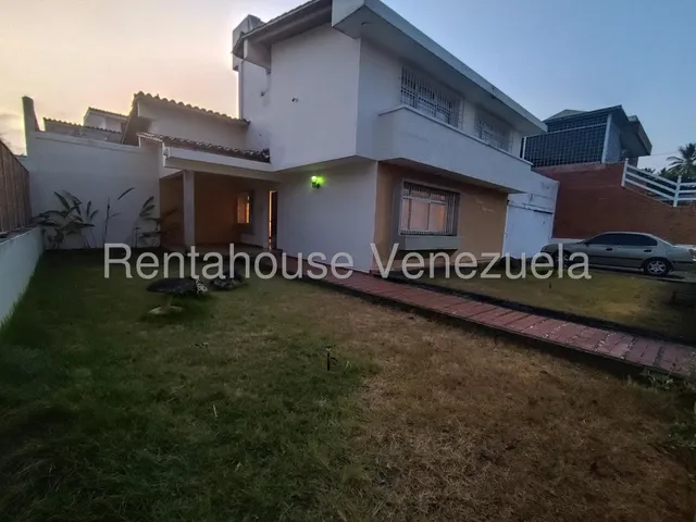 Casa En Venta Urb La Zaragoza Araure - #25-15005 Jm Rah