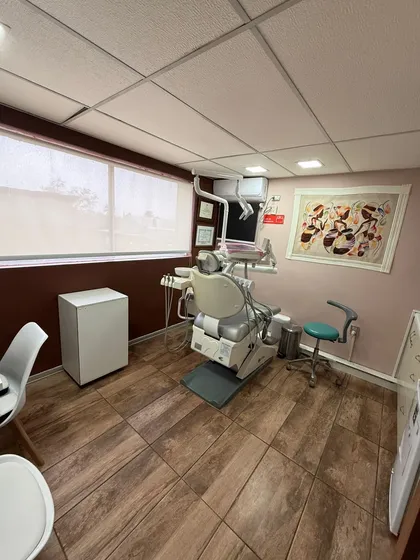 Arriendo Hermoso Y Acogedor Box Dental, Linares.